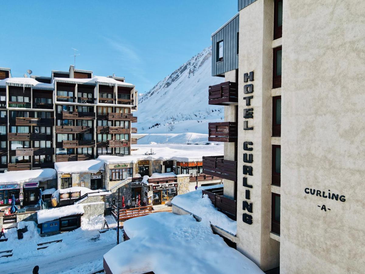 Curling Hotel & Bar Тин Екстериор снимка