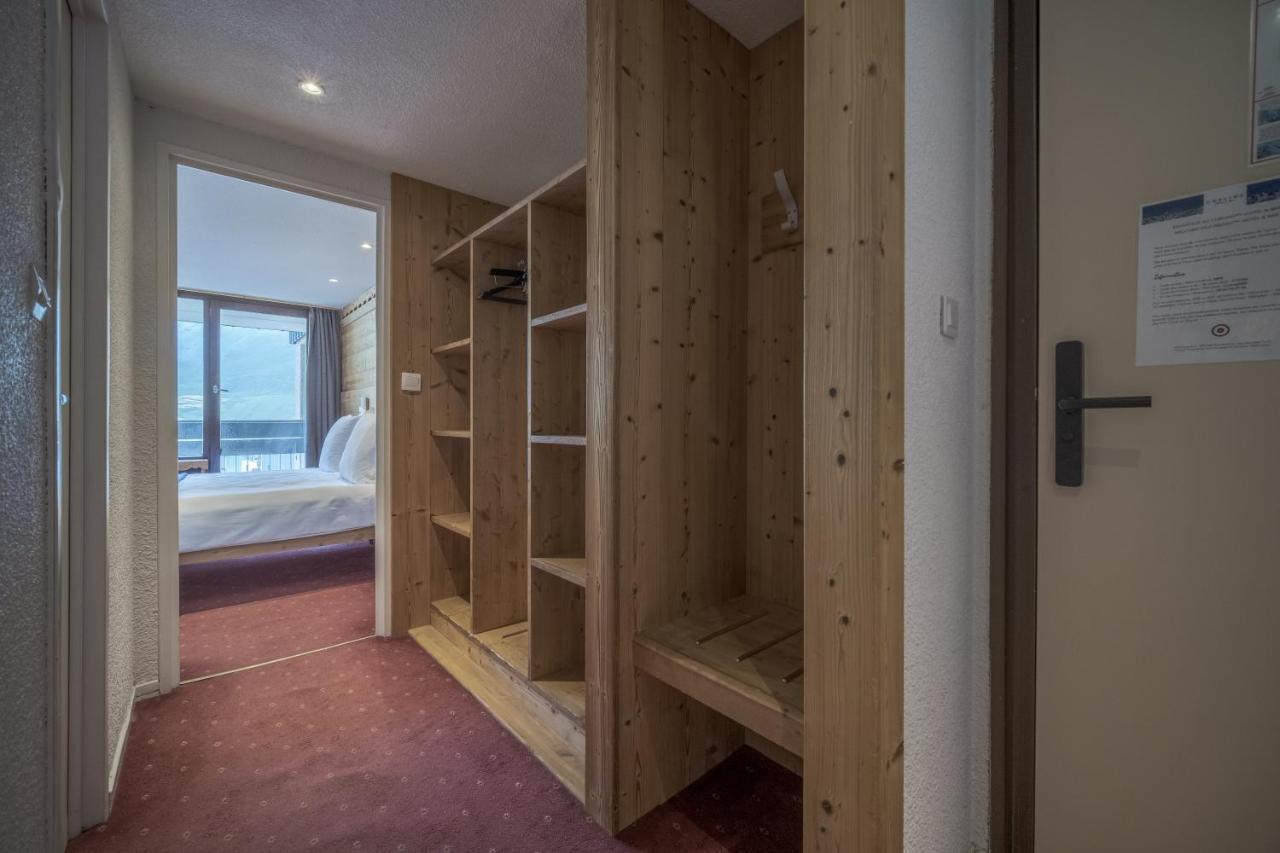 Curling Hotel & Bar Тин Екстериор снимка